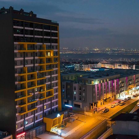 Days Inn & Suites By Wyndham Esenyurt Istanbul Exterior foto