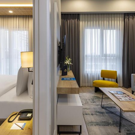 Days Inn & Suites By Wyndham Esenyurt Istanbul Exterior foto