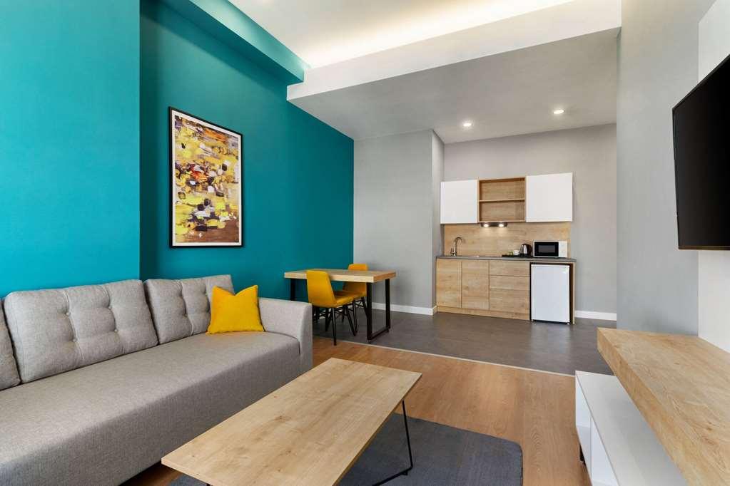 Days Inn & Suites By Wyndham Esenyurt Istanbul Zimmer foto