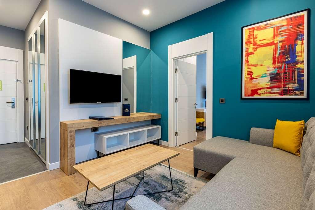 Days Inn & Suites By Wyndham Esenyurt Istanbul Zimmer foto