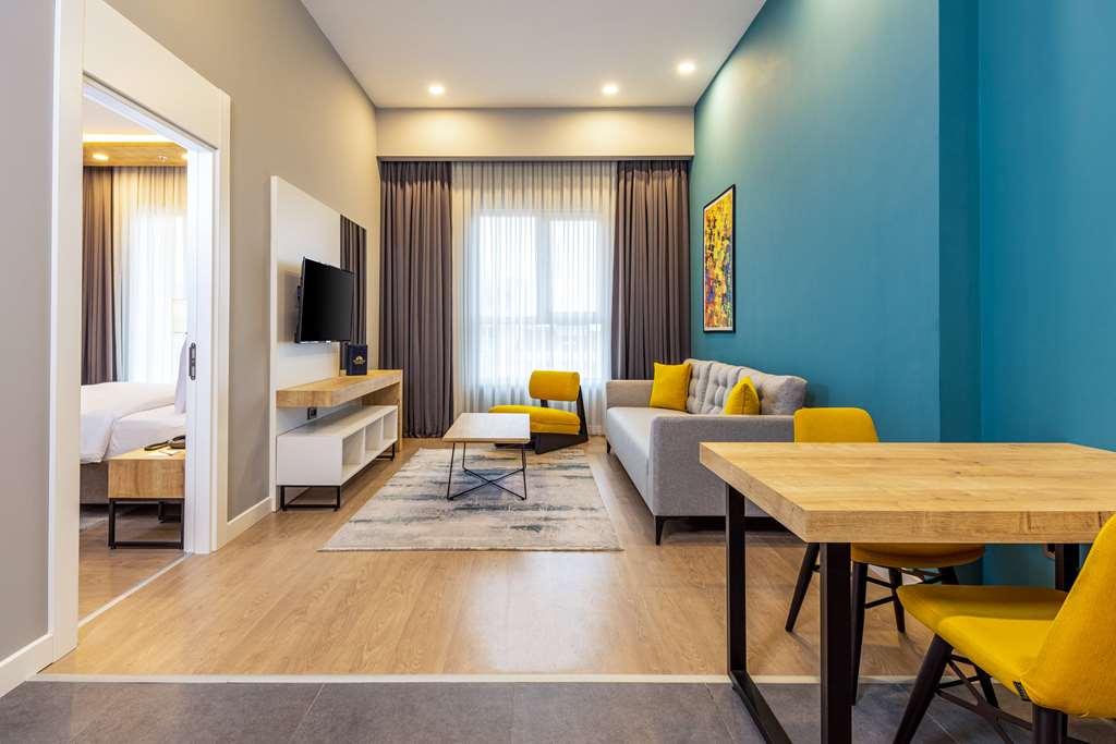 Days Inn & Suites By Wyndham Esenyurt Istanbul Zimmer foto
