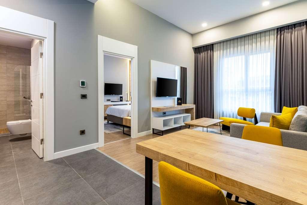 Days Inn & Suites By Wyndham Esenyurt Istanbul Zimmer foto
