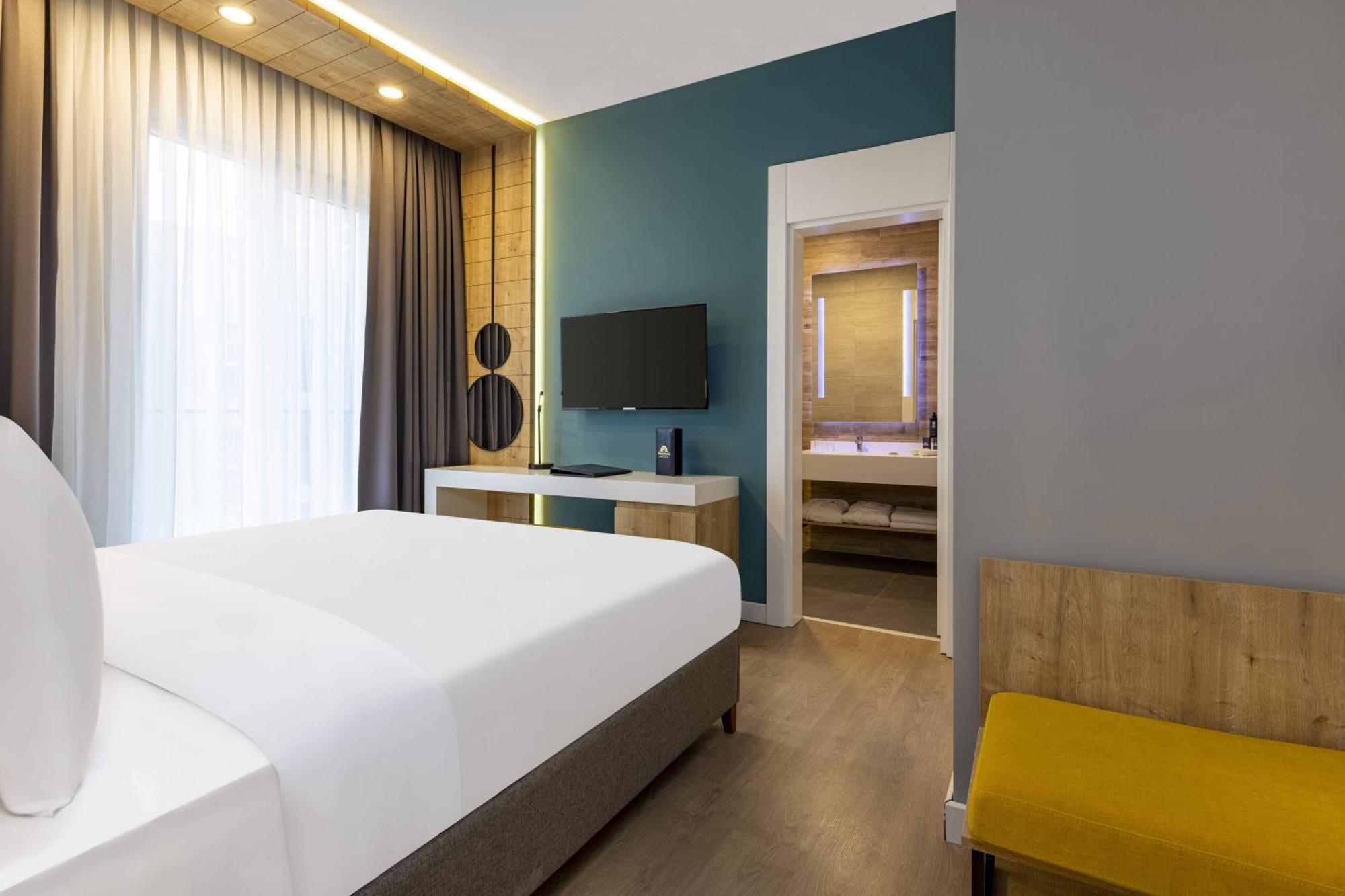Days Inn & Suites By Wyndham Esenyurt Istanbul Exterior foto
