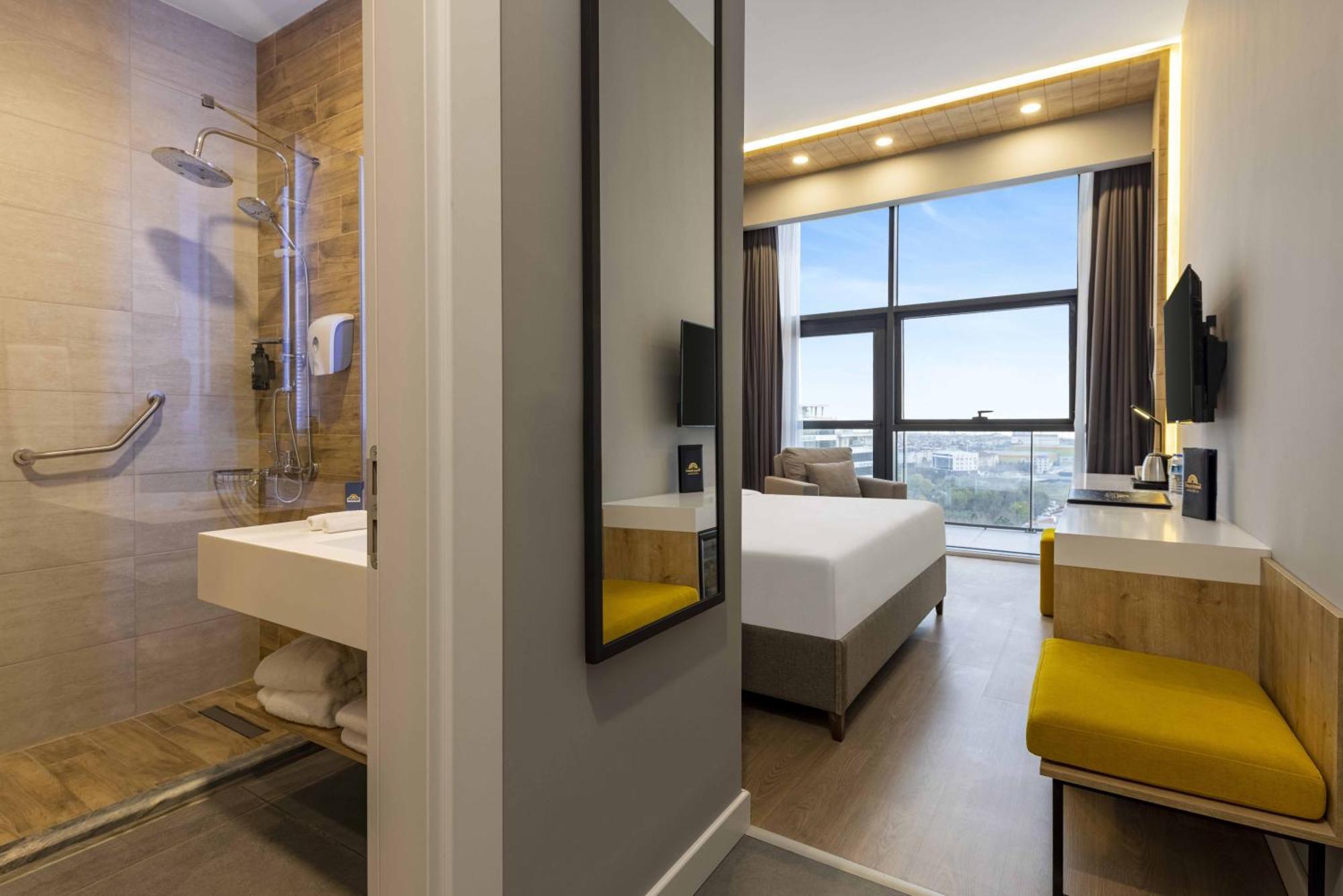Days Inn & Suites By Wyndham Esenyurt Istanbul Exterior foto
